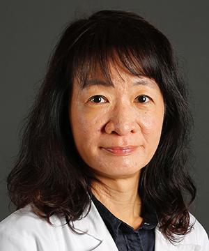 白雅美 (Ya Mei Bai)